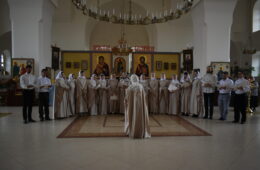 Славим Воскресшего Господа