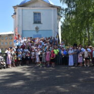 Скорбященский монастырь и Русская община г. Нижнего Тагила провели праздник семьи, любви и верности